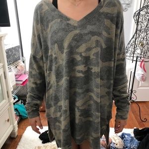 Over sized camo sweater